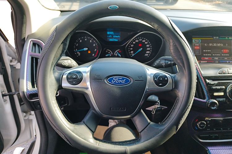 Used Ford Focus 2012 Hatchback 1.6L Automatic Fashion Edition
