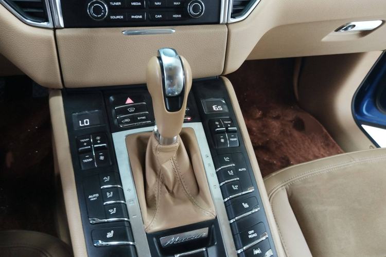 Used Porsche Macan 2017 Macan 2.0T
