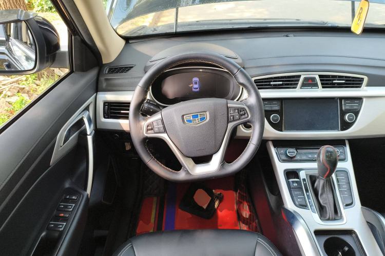 Used Geely Auto Emgrand X7 Sport 2018 1.8TD Automatic Two-Wheel Drive Smart Connect 4G Internet Edition
