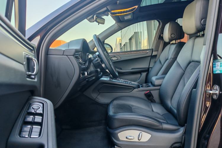 Used Porsche Macan 2021 Macan 2.0T
