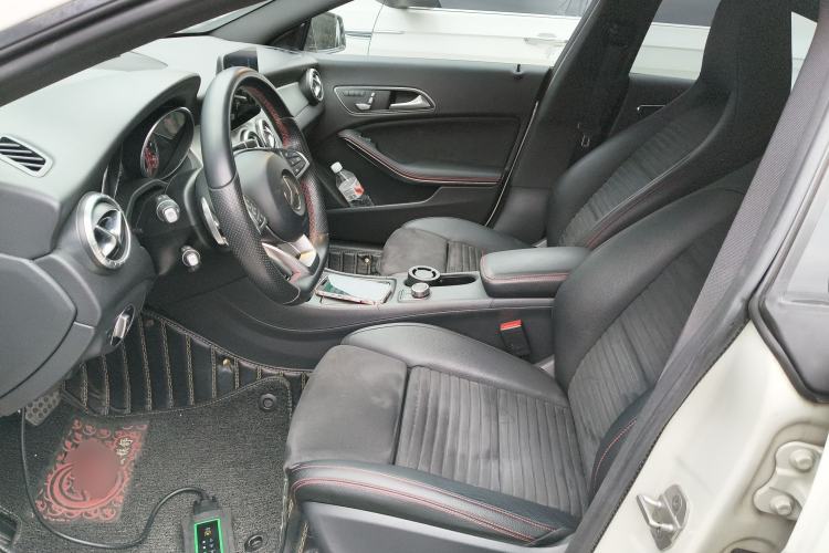 Used Mercedes-Benz CLA 2017 CLA 220 4MATIC
