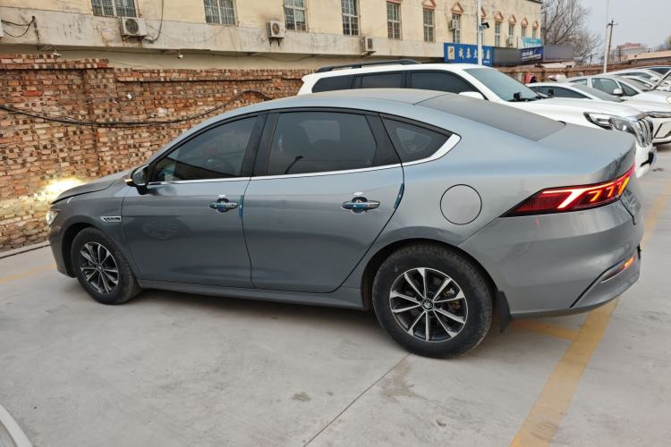 Used BYD Qin PLUS 2023 Champion Edition DM-i 55KM Leading Model
