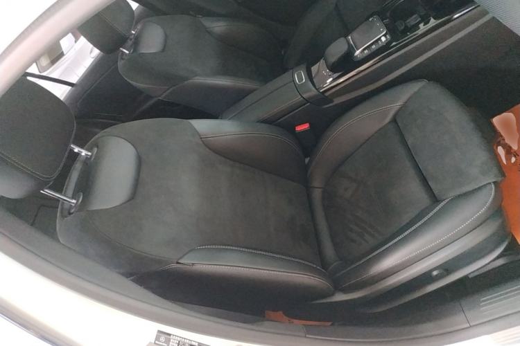 Used Mercedes-Benz A-Class 2020 Restyled A 200 L Sport Sedan Fashion Version
