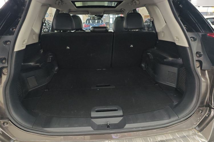 Used Nissan X-Trail 2019 2.0L CVT Smart Connect Comfort Edition 2WD
