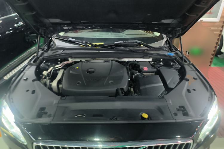 Used Volvo S90 2018 T4 Zhiyuan Edition
