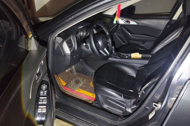 Used Mazda Mazda 3 Axela 2017 Sedan 1.5L Automatic Luxury Model China VI Standard