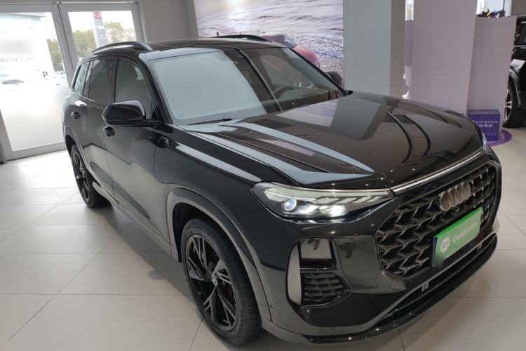 Used Audi Q6 2024 45 TFSI quattro Black Warrior Edition 6 Seats