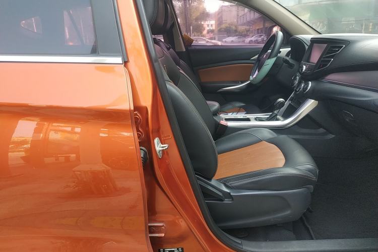 Used BYD Song 2016 GaiShi Edition 1.5TID Automatic Elite Model
