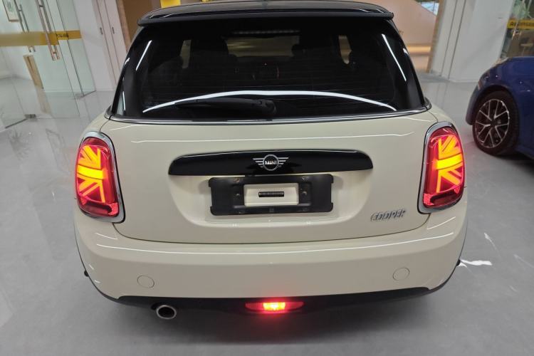 Used  MINI 2021 1.5T COOPER Classic Edition