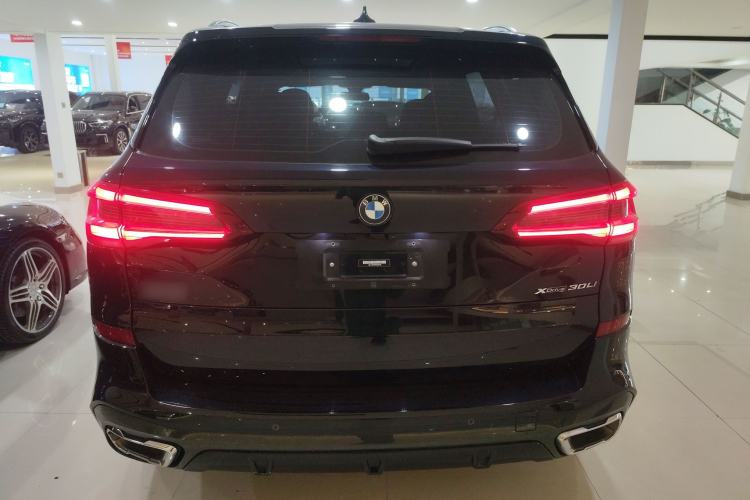 Used BMW X5 2022 Restyled xDrive 30Li M Sport Package
