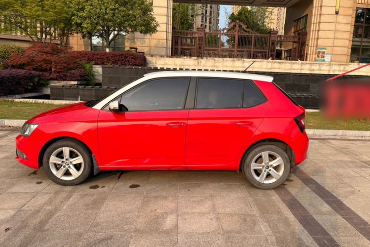 Used Skoda Fabia 2015 1.4L Automatic Chuanxing Edition
