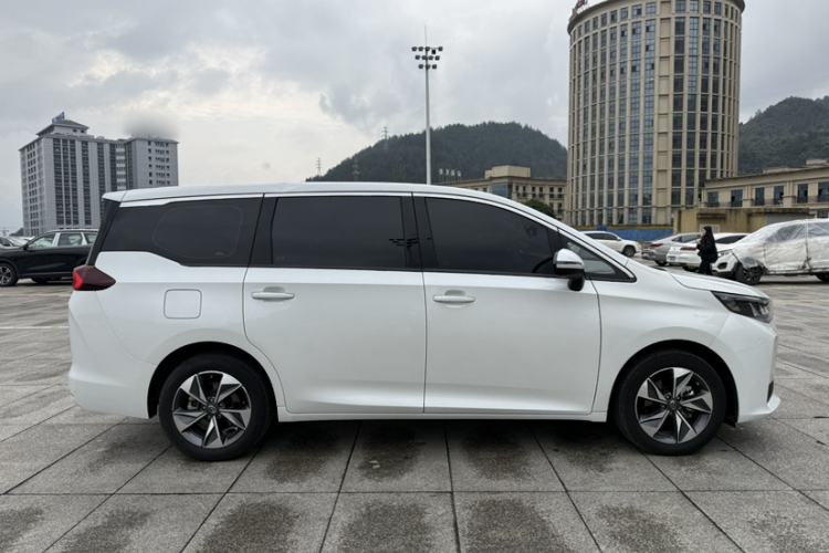 Used GAC Trumpchi M6 2023 PRO 270T DCT Luxury Edition
