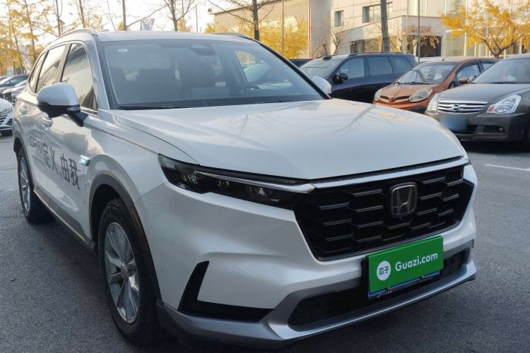 Used Honda CR-V 2023 240TURBO Two-Wheel Drive Deluxe Edition 7 Seats
