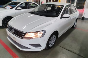 Used Volkswagen Jetta 2017 1.5L Manual Fashion Edition