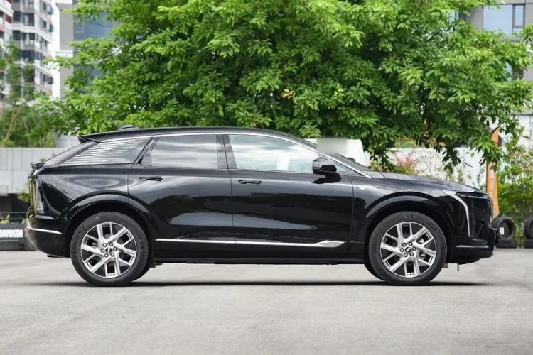 Used Cadillac OPTIQ 2024 Standard Range Version