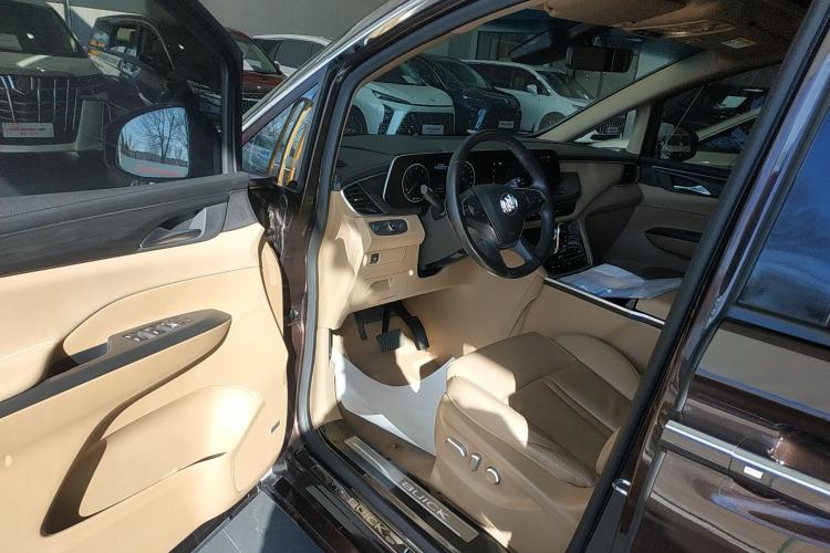 Used Buick GL8 2021 ES Land Cruiser 653T Flagship Model
