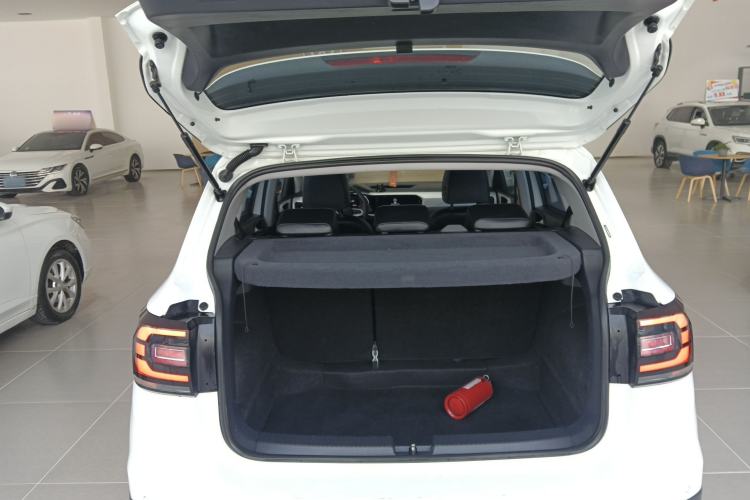 Used Volkswagen Tacqua 2023 200TSI DSG Joy-Connect Edition
