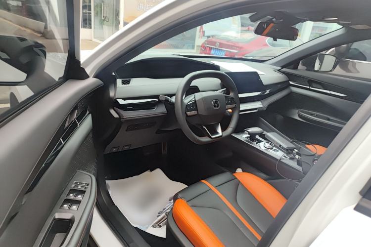 Used Changan UNI-V 2024 1.5T Prestige Sport Edition
