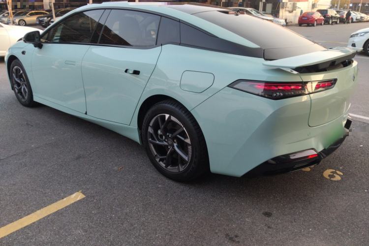 Used  GT 2023 560 Rear-Drive Seven-Wing Edition