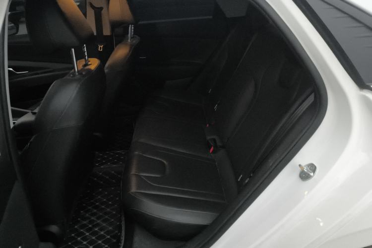 Used Hyundai Elantra 2022 1.5L CVT LUX Prestige Edition
