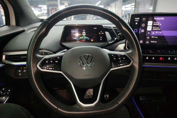 Used Volkswagen ID.4 CROZZ 2021 Long-Range Lite PRO Two-Wheel Drive Version