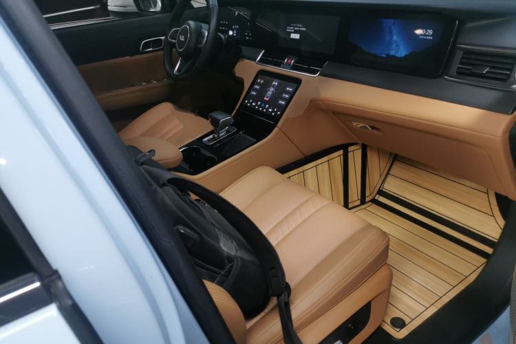 Used Li Auto ONE 2020 Extended-Range 6-Seater Version
