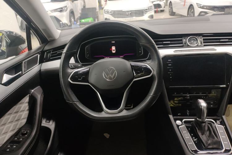 Used Volkswagen Magotan 2023 2 Million Units Commemorative Edition 330TSI DSG Luxury Version