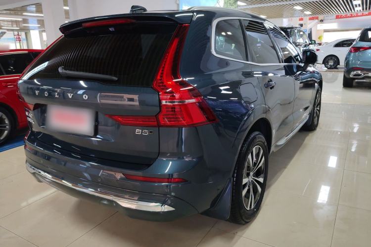 Used Volvo XC60 2023 B5 4x4 Smart Luxury Edition