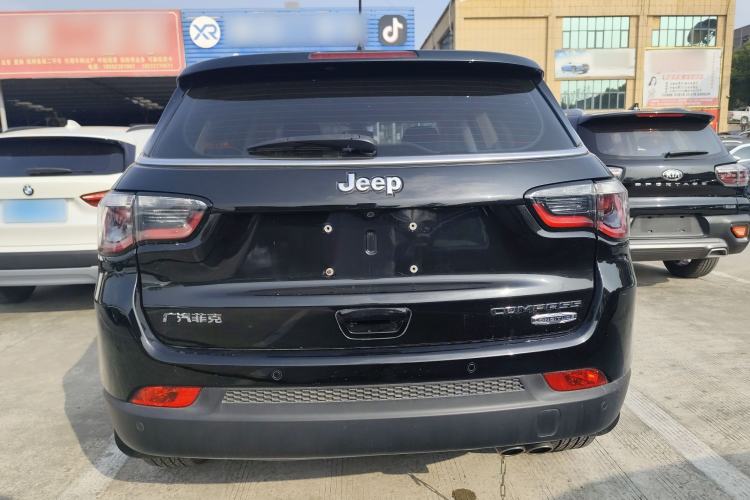 Used Jeep Compass 2019 220T Automatic Family Edition
