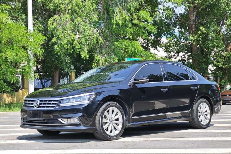 Used Volkswagen Passat 2017 330TSI DSG Luxury Edition
