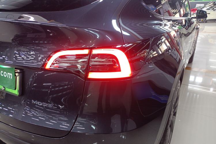 Used Tesla Model Y 2024 Rear-Wheel-Drive Version