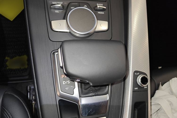 Used Audi A4 2020 Avant Avant-garde 40 TFSI Fashionable and Dynamic Model
