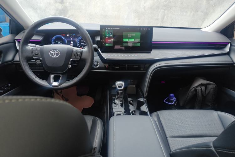 Used Toyota Camry 2024 Dual-Motor 2.0 HG Premium Edition
