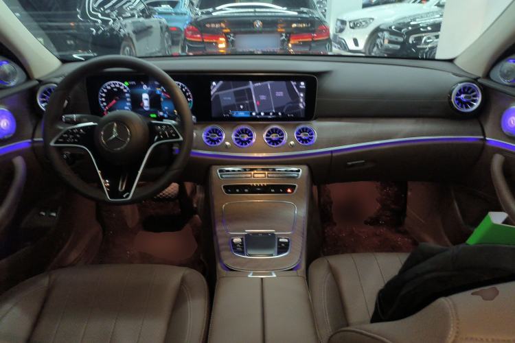 Used Mercedes-Benz E-Class New Energy 2023 E 350 e L Plug-in Hybrid Sedan
