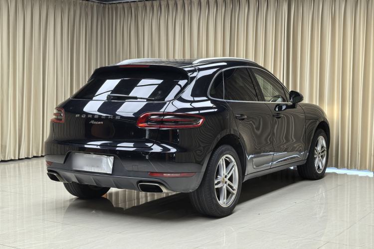 Used Porsche Macan 2014 Macan 2.0T
