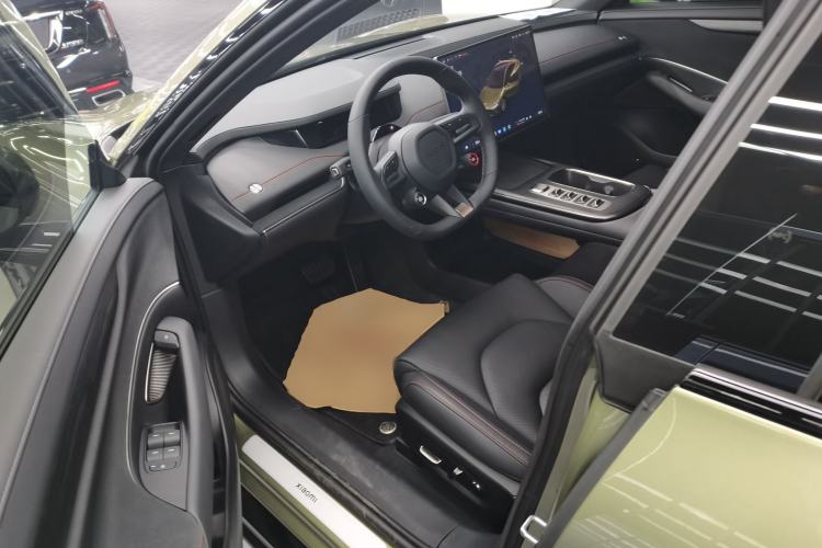 Used  SU7 2024 Rear-Drive Ultra-Long Range Advanced Pro-Level Intelligent Driving Version
