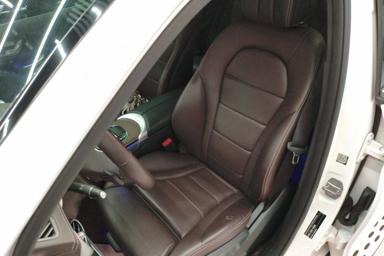 Used Mercedes-Benz GLC 2020 Facelift GLC 260 L 4MATIC Luxury Edition
