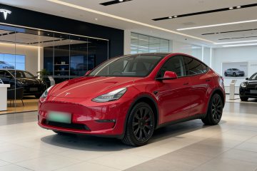 Used Tesla Model Y 2021 Long-Range All-Wheel-Drive Version
