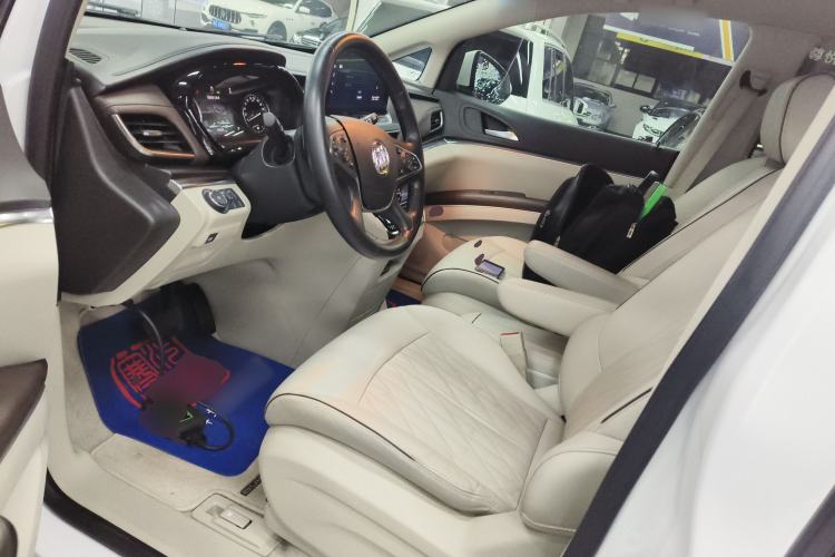 Used Buick GL8 2021 Land Cruiser Executive Class 652T Luxury Model