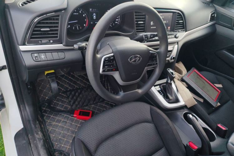 Used Hyundai Elantra 2016 1.6L Automatic ZhiXuan – Elite Version