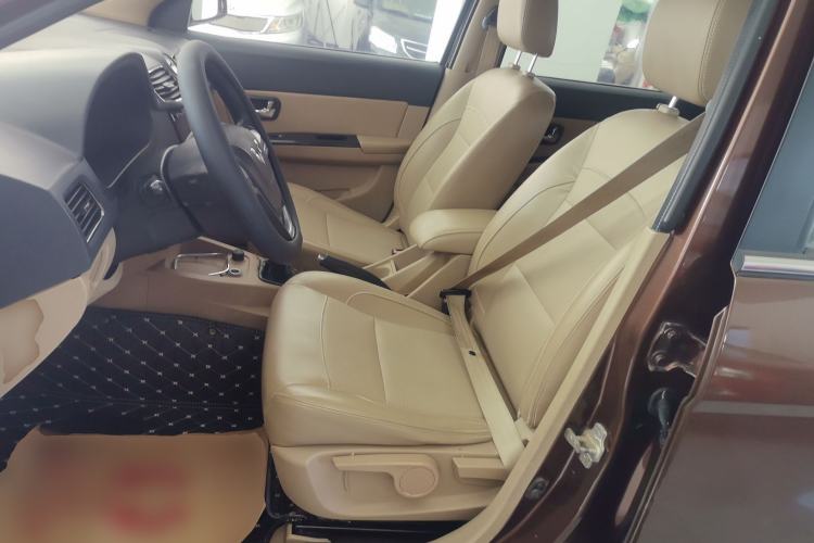 Used Wuling Hongguang 2014 1.5L S Comfort Model
