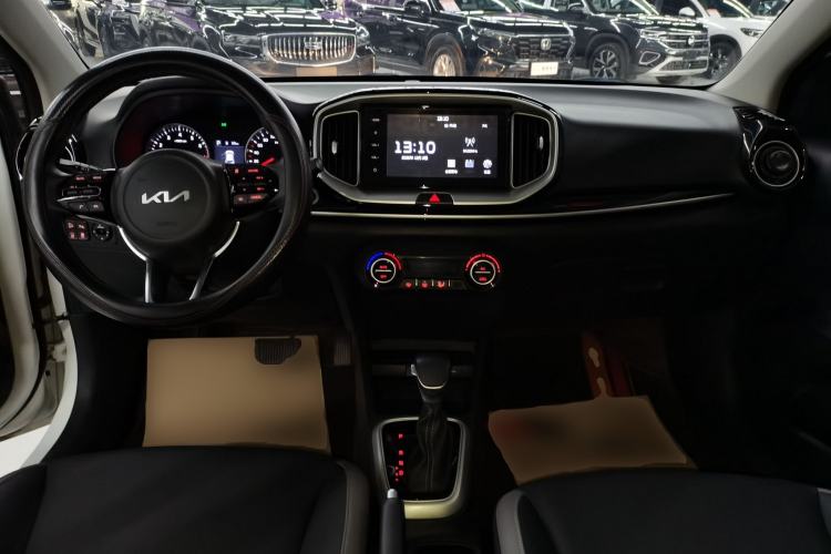 Used Kia kx1 Stonic 2021 1.4L CVT Sunroof Model
