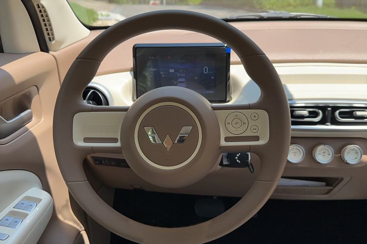 Used Wuling Hongguang MINIEV 2025 Four-Door Version Advanced Edition
