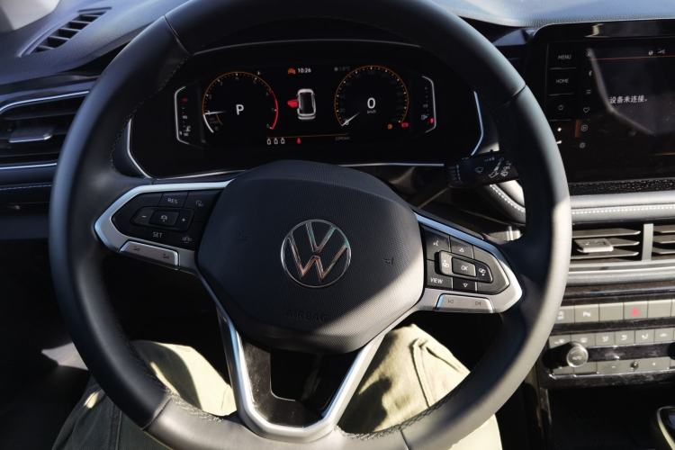 Used Volkswagen Tharu 2025 NewRui 300TSI Prestige Edition
