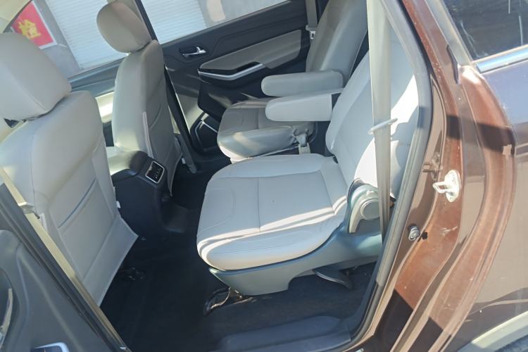 Used  M70 2017 1.5L manual first-class cabin
