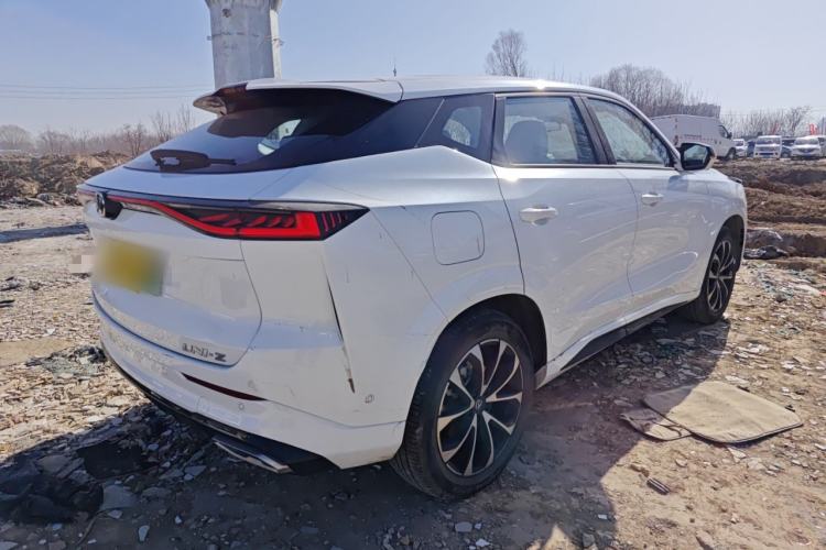 Used Changan UNI-Z New Energy 2024 Blue Whale Smart Electric iDD 125km Excellence Model
