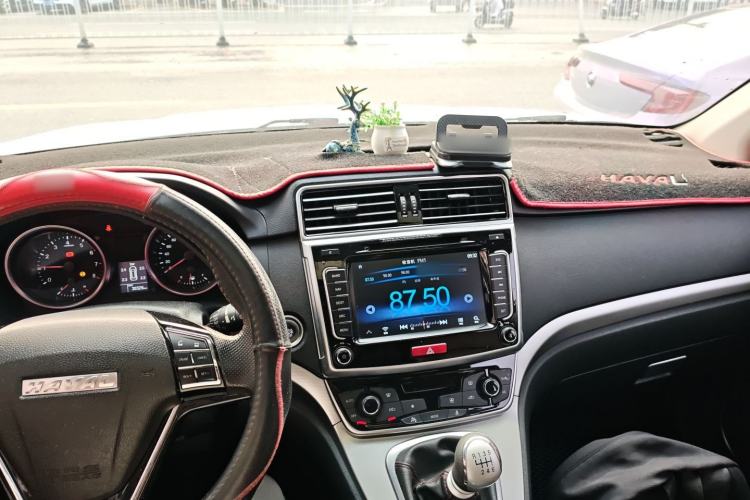 Used Haval M6 2017 1.5T Manual Two-Wheel Drive Elite Model
