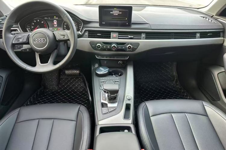 Used Audi A4L 2019 40 TFSI Ambition China VI
