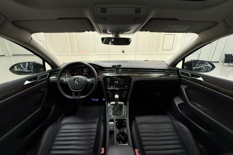 Used Volkswagen Magotan 2019 380TSI DSG Luxury Model China V Standard