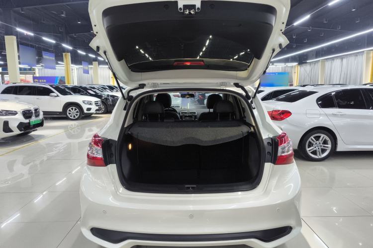 Used Nissan Tiida 2024 1.6L CVT Cool Dynamic Edition